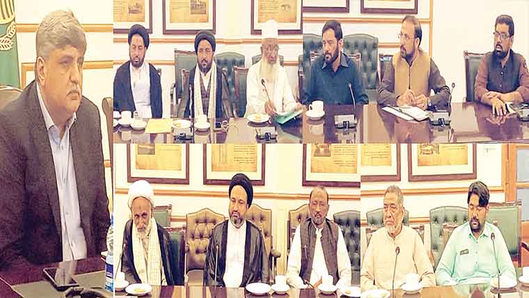  سید انتظار نجفی کی قیادت میں علماء کرام کے وفد کی کمشنر سے ملاقات 