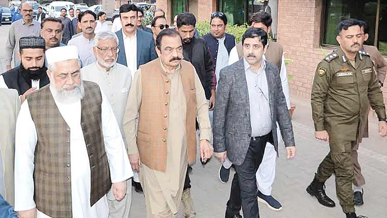 ختم نبوت کانفرنس پر رانا ثنا و دیگرشرکاکیلئے ظہرانے کااہتمام