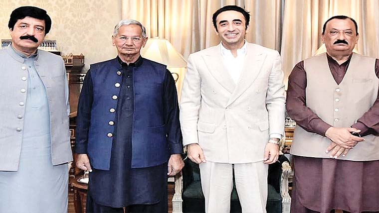 بلاول بھٹو زرداری سے امتیاز صفدر وڑائچ کی ملاقات ،پارٹی امور پر تبادلہ خیال