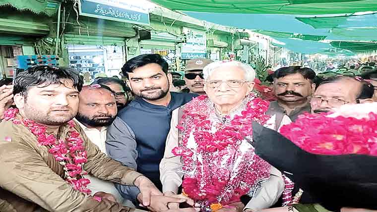 قلعہ دیدار سنگھ کے گلہ آرائناں والا میں ماڈل بازار قائم 