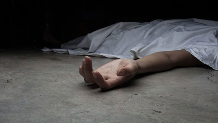  سپر ہائی وے پر جھاڑیوں  سے ایک شخص کی لاش برآمد