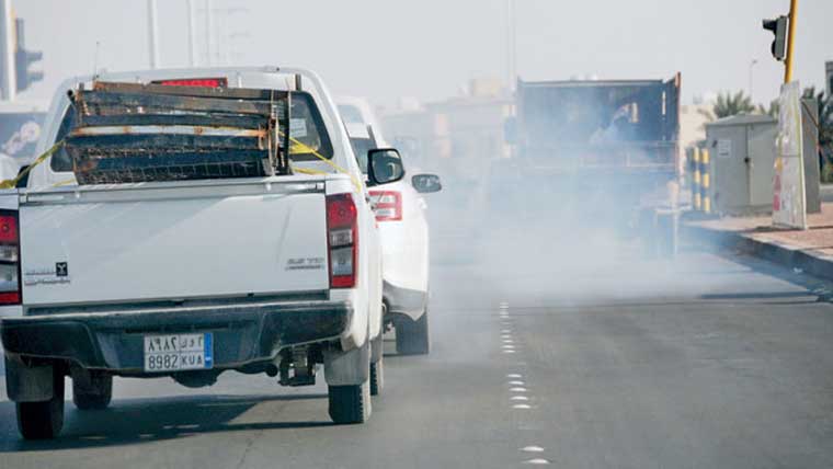 دھواں چھوڑنے پر 40 گاڑیاں تھانوں میں بند : دو ہزار سے زائد چالان