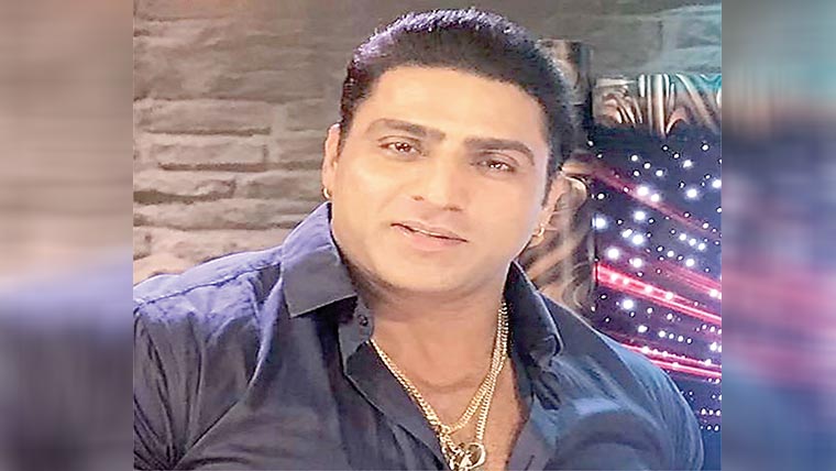 پنجابی اداکار ورندر سنگھ گھمن  ہارٹ اٹیک سے چل بسے