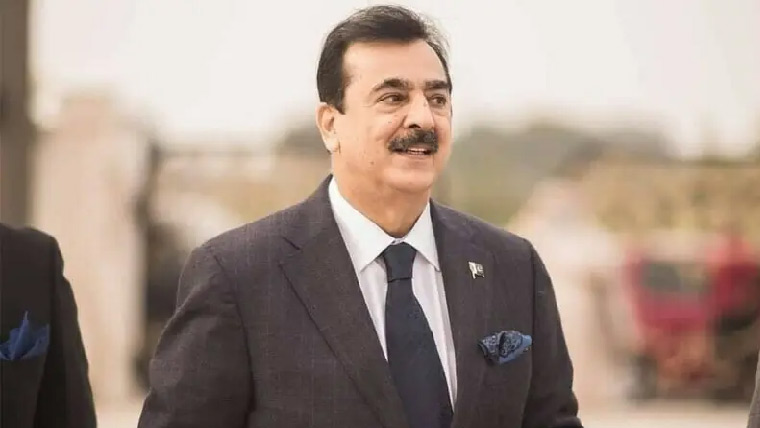 بھارتی وفد سے مصافحہ کیا،اب  بھی تیار ہوں، یوسف رضا  گیلانی ، ہال تالیوں سے گونج اٹھا