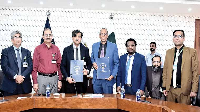 فیصل آباداور فلوریڈا کی یونیورسٹیوں میں زرعی تحقیقی تعاون کیلئے مفاہمتی یادداشت پر دستخط