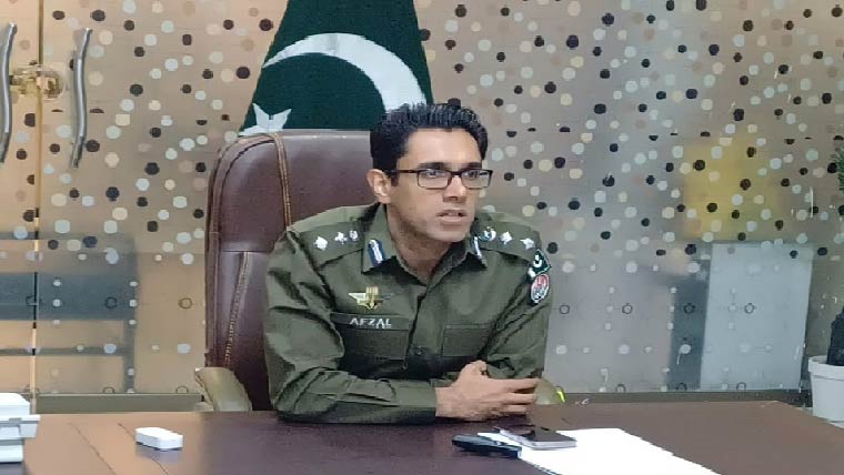 ڈی پی او کی قیادت میں  بوریوالا پولیس کا فلیگ مارچ