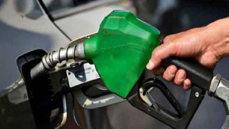 پٹرول5.66،ڈیزل 1.39روپے  لٹر  سستا