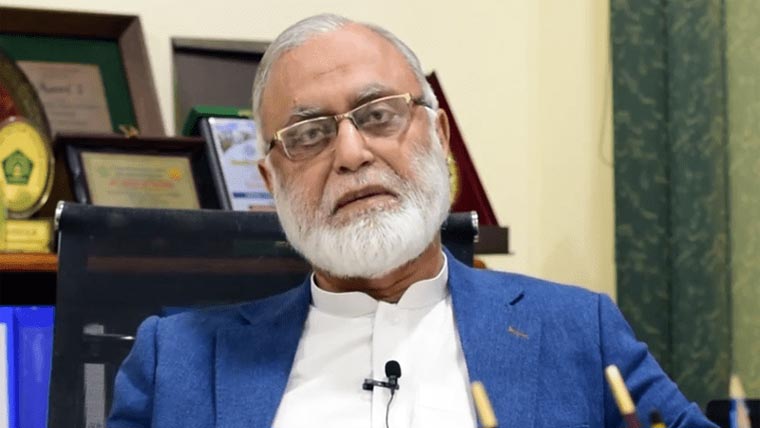 صدر الخدمت فاؤنڈیشن ڈاکٹر حفیظ الرحمن غزہ سرگرمیوں کیلئے قاہرہ روانہ