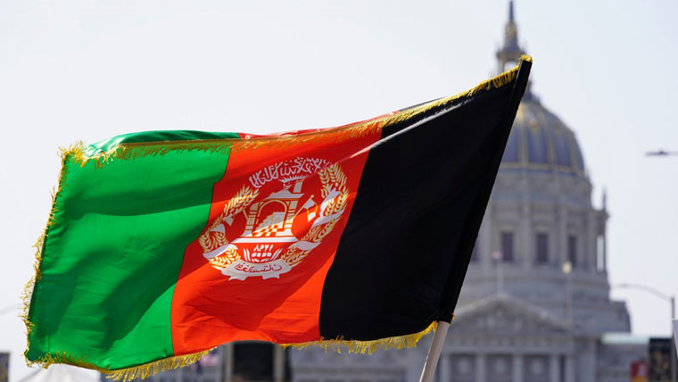 افغان طالبان یورپ میں پناہ کیلئے دھمکی آمیز خط بیچنے لگے