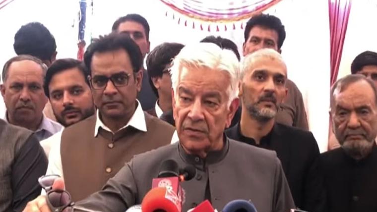 استنبول میں پاکستان اور طالبان رجیم کے درمیان طویل مذاکرات : معاملات طے نہ پائے تو افغانستان سے کھلی جنگ : وزیر دفاع 