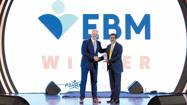 انگلش بسکٹ نے چھٹی مرتبہ کام کرنے کی بہترین جگہ کا ایوارڈ جیت لیا