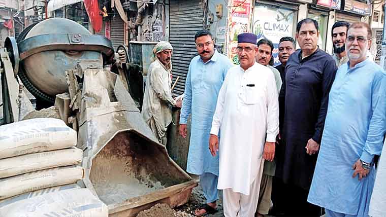  مین بازار راہوالی، محلہ انصاریاں  پٹھاناں ، راجپوتاں کی سڑک تعمیر 