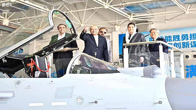 زرداری کا چین میں جے 10جنگی طیاروں کے کمپلیکس کا دورہ