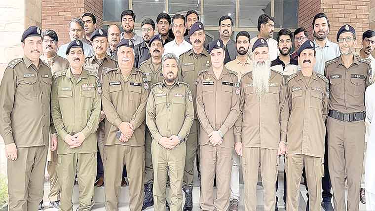 ریجنل پولیس آفس میں ڈی ایس پی رینک پننگ تقریب