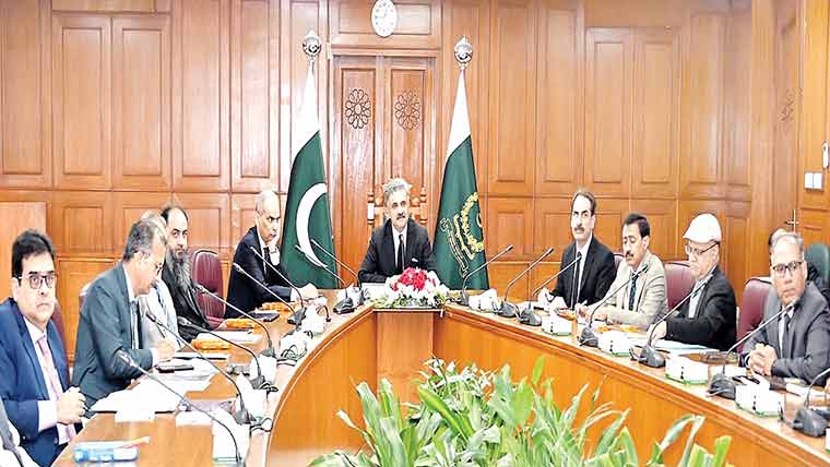 چیف  جسٹس کی زیرصدارت اجلاس:2018تک دائر مقدمات ترجیحی بنیادوں پر مقرر کرنے  کا فیصلہ