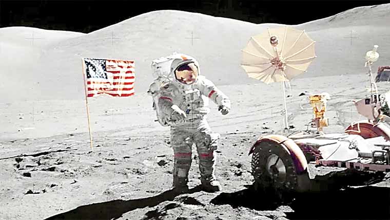 انسان 50 سال تک چاند پر دوبارہ کیوں نہ جا سکا