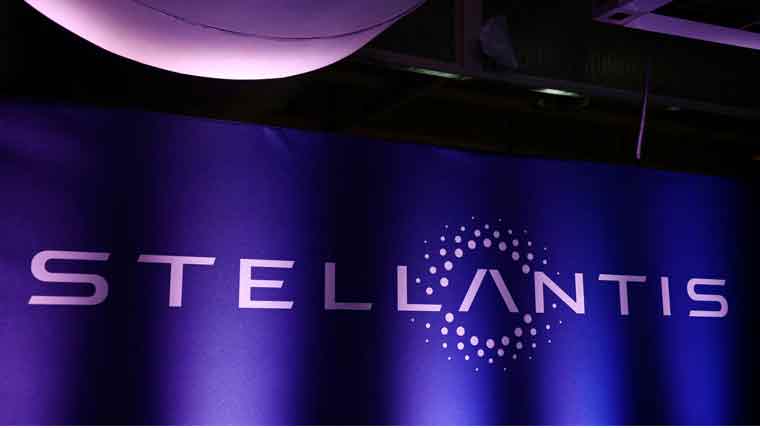 انجن میں آتشزدگی کا خطرہ،سٹیلنٹیس  نے 7لاکھ گاڑیاں واپس منگوا لیں