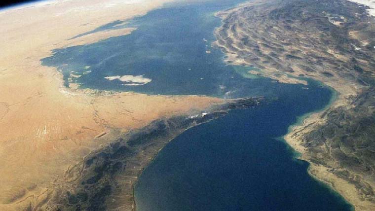 بھارت کے ایل پی جی، خام  تیل ، ایل این جی سے لدے  18جہاز آبنائے ہرمز میں محصور