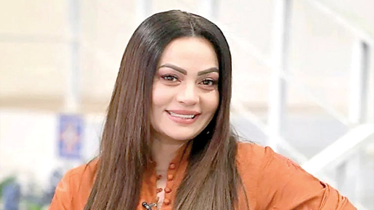 شادی کے بعد پہلی ترجیح بچے  اور گھر ہونا چاہیے :سعدیہ امام 