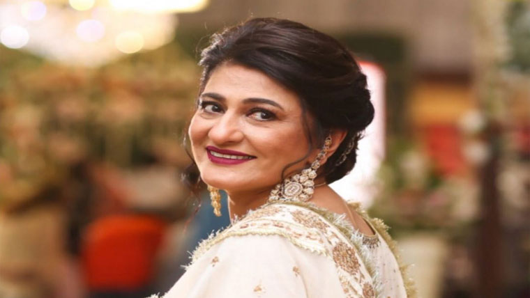 سینئر اداکارہ صبا پرویز کو دوبارہ  اسٹیج پر لانے کی کوششیں