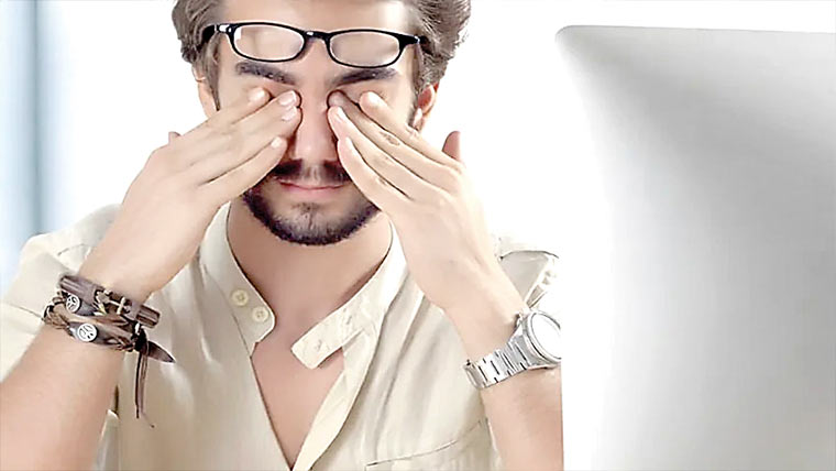 موبائل سے آنکھوں کی جلن، 20-20-20 اصول سے سکون 