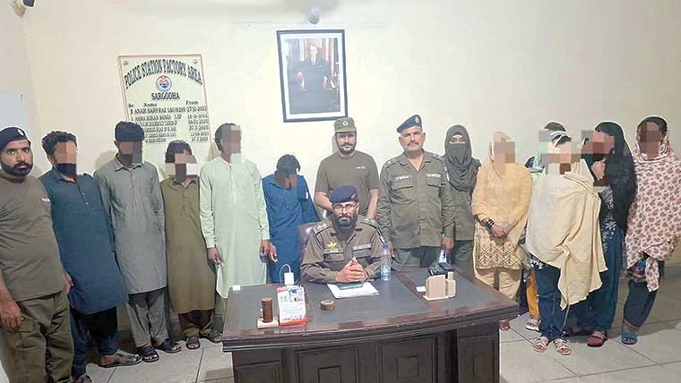 فحاشی کے اڈے پر چھاپہ،7خواتین اور5مردگرفتار 