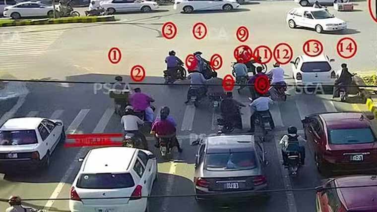 پنجاب :ٹریفک ای چالان کی عدم ادائیگی پر سخت کارروائی کا فیصلہ