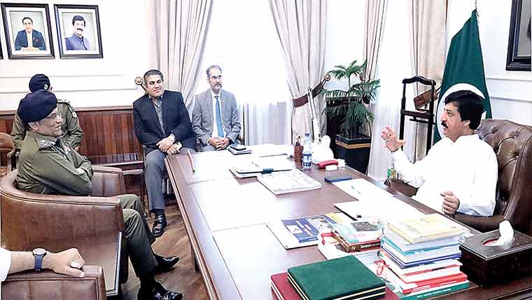 انتشار پھیلانے والوں سے سختی سے نمٹا جائے گا،گورنر پنجاب 