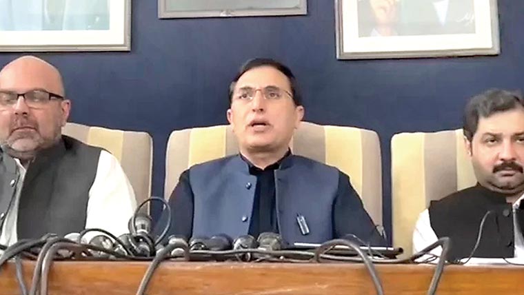  مہنگی پٹرولیم مصنوعات ،پی ٹی آئی کا اے پی سی بلانیکا فیصلہ