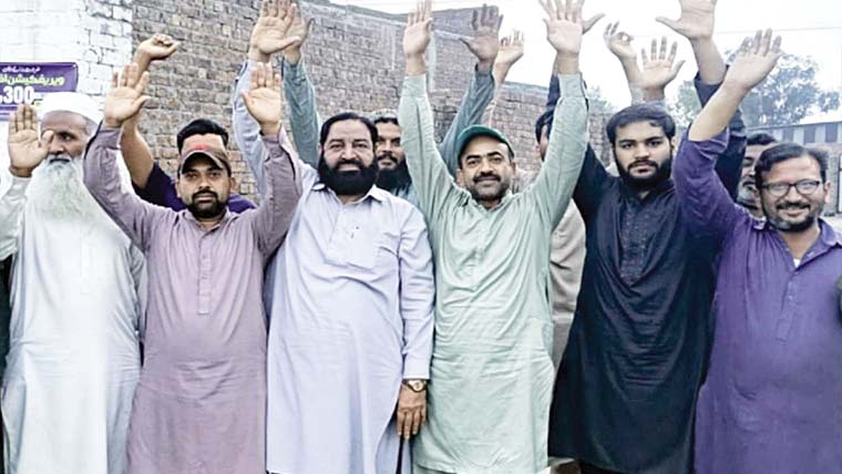 ایکوائر اراضی ہائی وے کو منتقل نہ ہو سکی ، لینڈ مافیا متحرک 