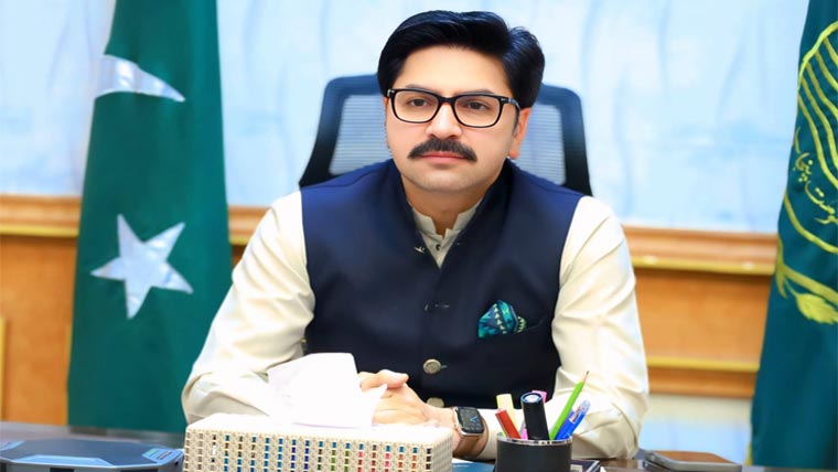  ایسٹر پر پروقار تقریب، ڈپٹی کمشنر کی شرکت اور مبارکباد 