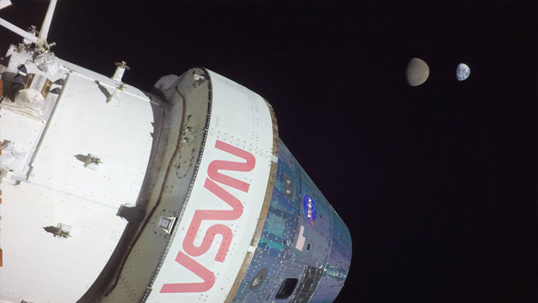 آرٹیمس مشن:خلا بازپہلی بار انسانی آنکھوں سے چاند کااورینٹیل بیسن دیکھنے پر خوش،تصویر جاری