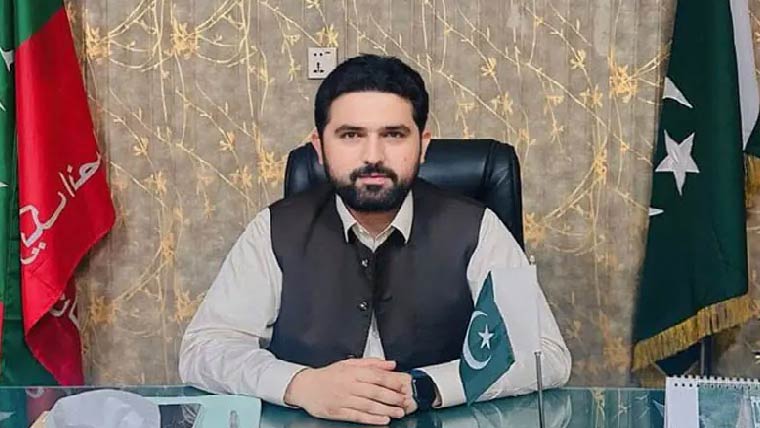 وزیراعلیٰ  خیبرپختونخوا  کا  قبائلی  اضلاع  کیلئے  ایک  ہزار  ارب  کے  پیکیج  کا  اعلان