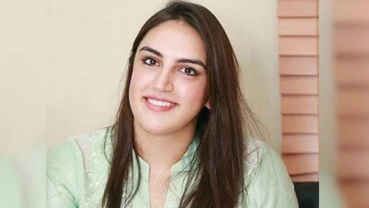 میرے والد کا بیرون ملک کوئی  بینک اکاؤ نٹ نہیں، بختاور بھٹو 