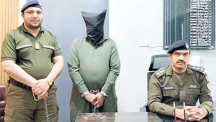 حافظ آباد:ہنی ٹریپ کے ذریعے لوٹنے والا گینگ گرفتار 