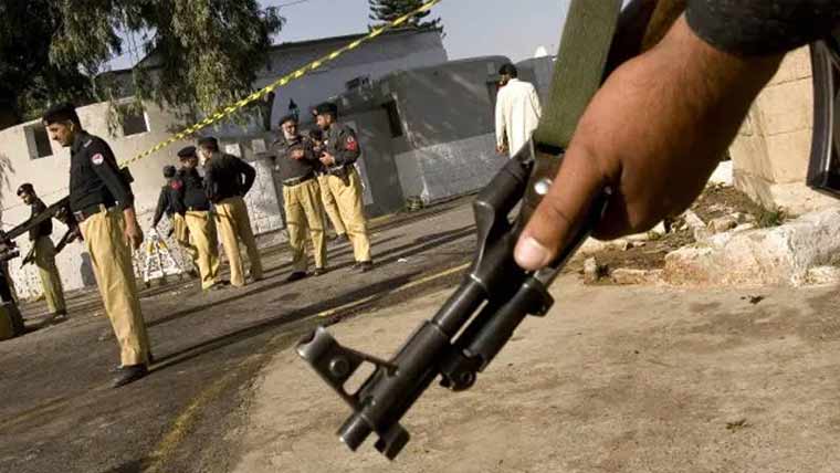 بنوں:نادرا دفتر پر حملہ، پولیس اہلکار،سکیورٹی گارڈ شہید