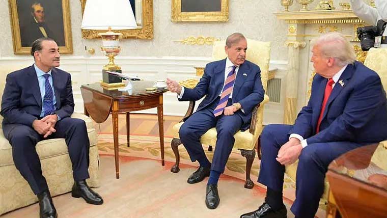 2ہفتے کی جنگ بندی،امریکا اور ایران حملے روکنے پر تیار:ٹرمپ نے شہباز شریف اور فیلڈ مارشل عاصم منیر کی بات مان لی