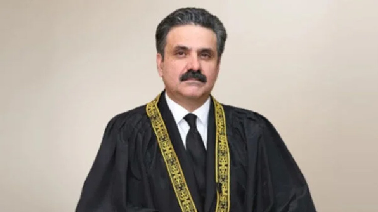   موثر و بروقت انصاف وکلا کے تعاون سے ہی ممکن:چیف جسٹس 