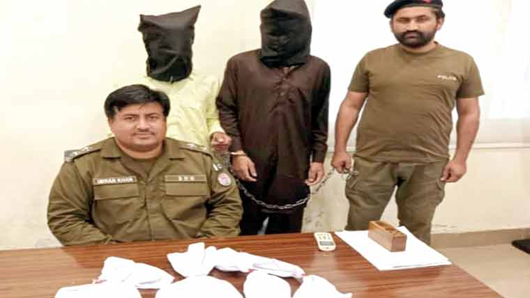  2 منشیات فروش گرفتار  3 کلوگرام چرس برآمد