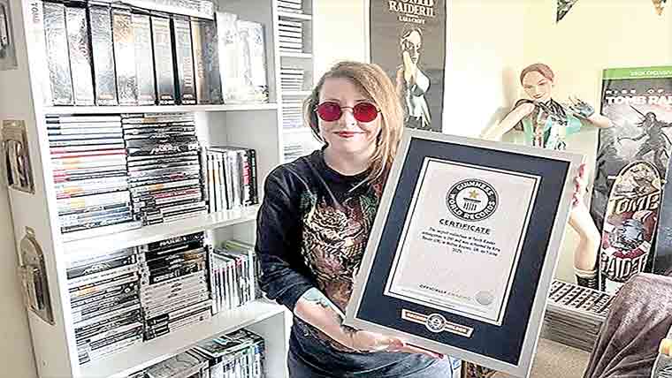  مشہور گیم سیریز ٹُومب ریڈر کی مداح کا انوکھا ریکارڈ