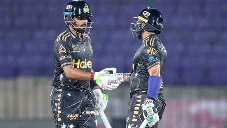 بابر اور مینڈس کی پی ایس ایل کی تاریخ کی سب سے بڑی شراکت 