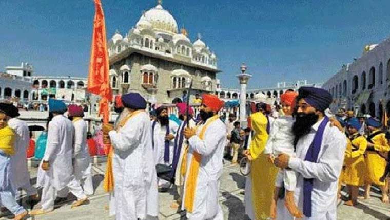 وساکھی میلہ: 2840بھارتی  سکھ یاتری پاکستان پہنچ گئے 