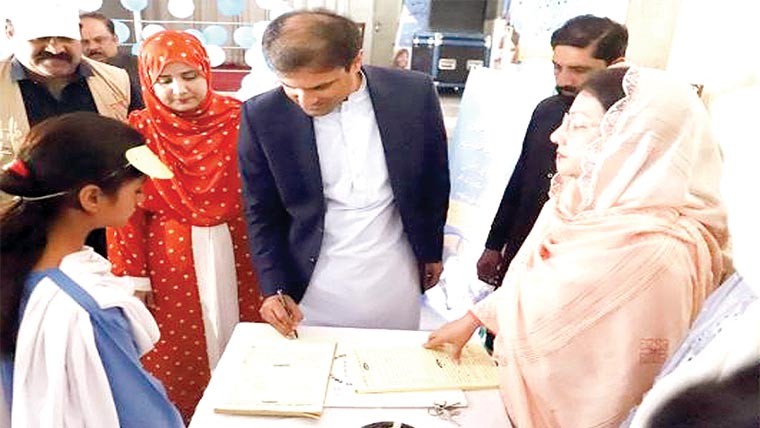  ملتان میں داخلہ مہم کا آغاز، ہزاروں بچوں کا اندراج 