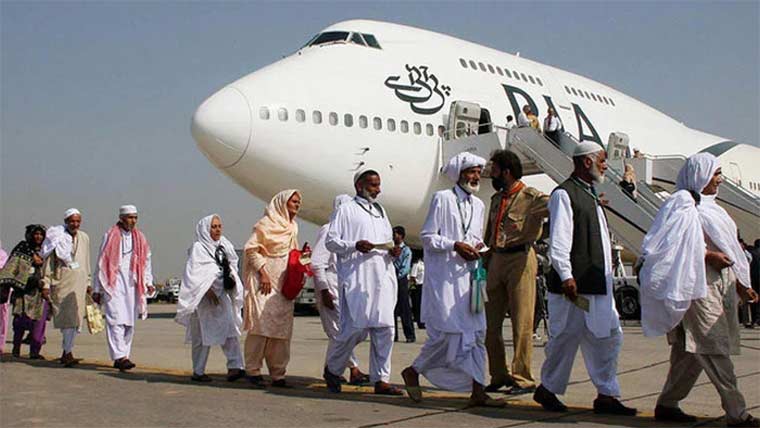 پری حج فلائٹ آپریشن :لاہور سے پہلی پرواز 18 اپریل کو روانہ ہوگی 