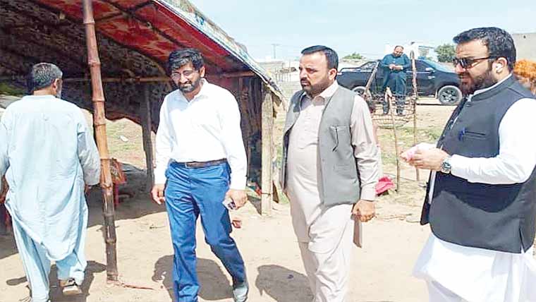 گجرات:برساتی نالے کے اطراف  آبادیوں کو ایک ماہ میں منتقلی کی ہدایت 