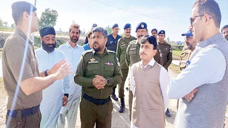 سکھ یاتریوں کو بہترین سہولیات کی فراہمی ترجیح : کمشنر 