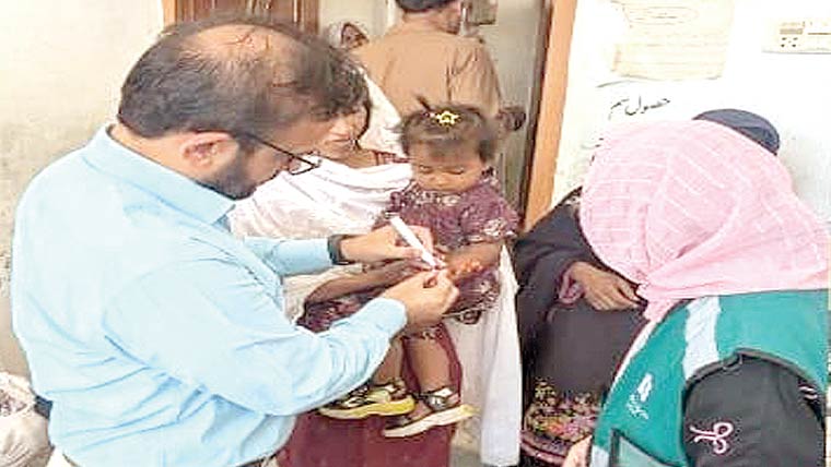  انسداد پولیو مہم، سی ای او ہیلتھ کا فیلڈ دورہ ، فنگر مارکنگ کی چیکنگ