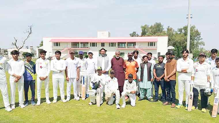  انٹر ڈویژن ہارڈ بال کرکٹ  چیمپئن شپ کے لیے ٹرائلزمکمل 