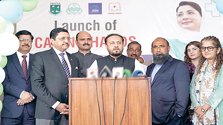  ٹیوٹا نے طلبہ کیلئے ہیلتھ کیئر ٹریننگ پروگرام کا آغاز کر دیا 