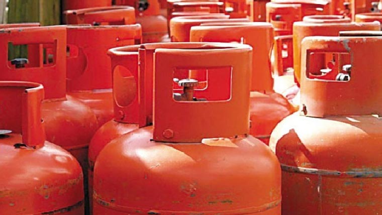 ایل پی جی کے من مانے ریٹ،550روپے کلو تک فروخت